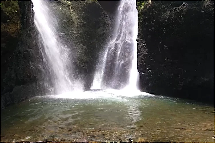 Pesona Tersembunyi: Air Terjun Kedung Malam