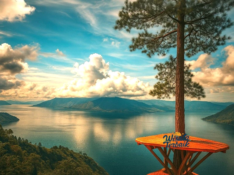 Bukit Indah Simarjarunjung: Surga Tersembunyi di Tepi Danau Toba