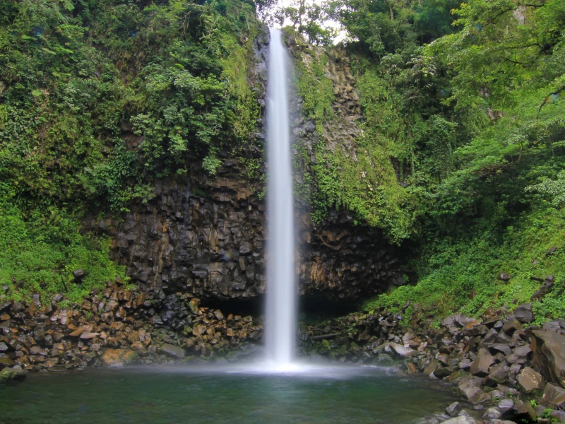 Air Terjun Lembah Anai: Keindahan Alam Eksotis di Tanah Minangkabau