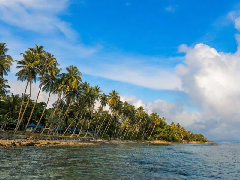 Pantai Namalatu, Pantai Batu Karang Yang Cantik Di Ambon