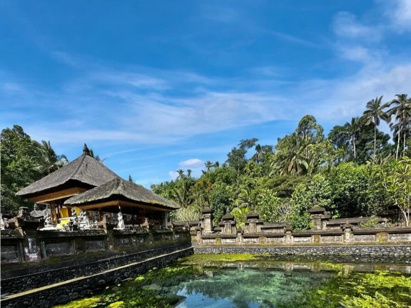 Eksplorasi Keajaiban Pura Tirta Empul: Destinasi Wisata Spiritual dan Keindahan Alam di Bali