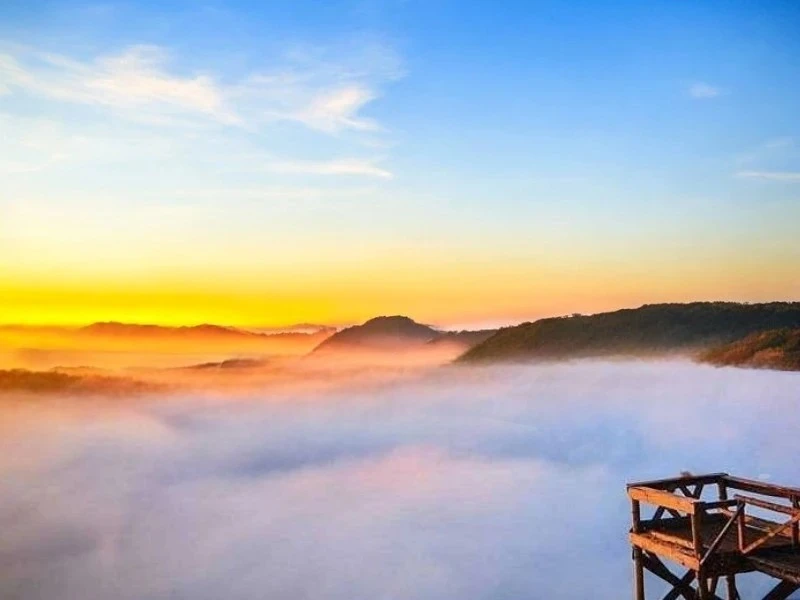 Bukit Panguk Kediwung Yogyakarta: Menikmati Panorama Alam di Atas Awan